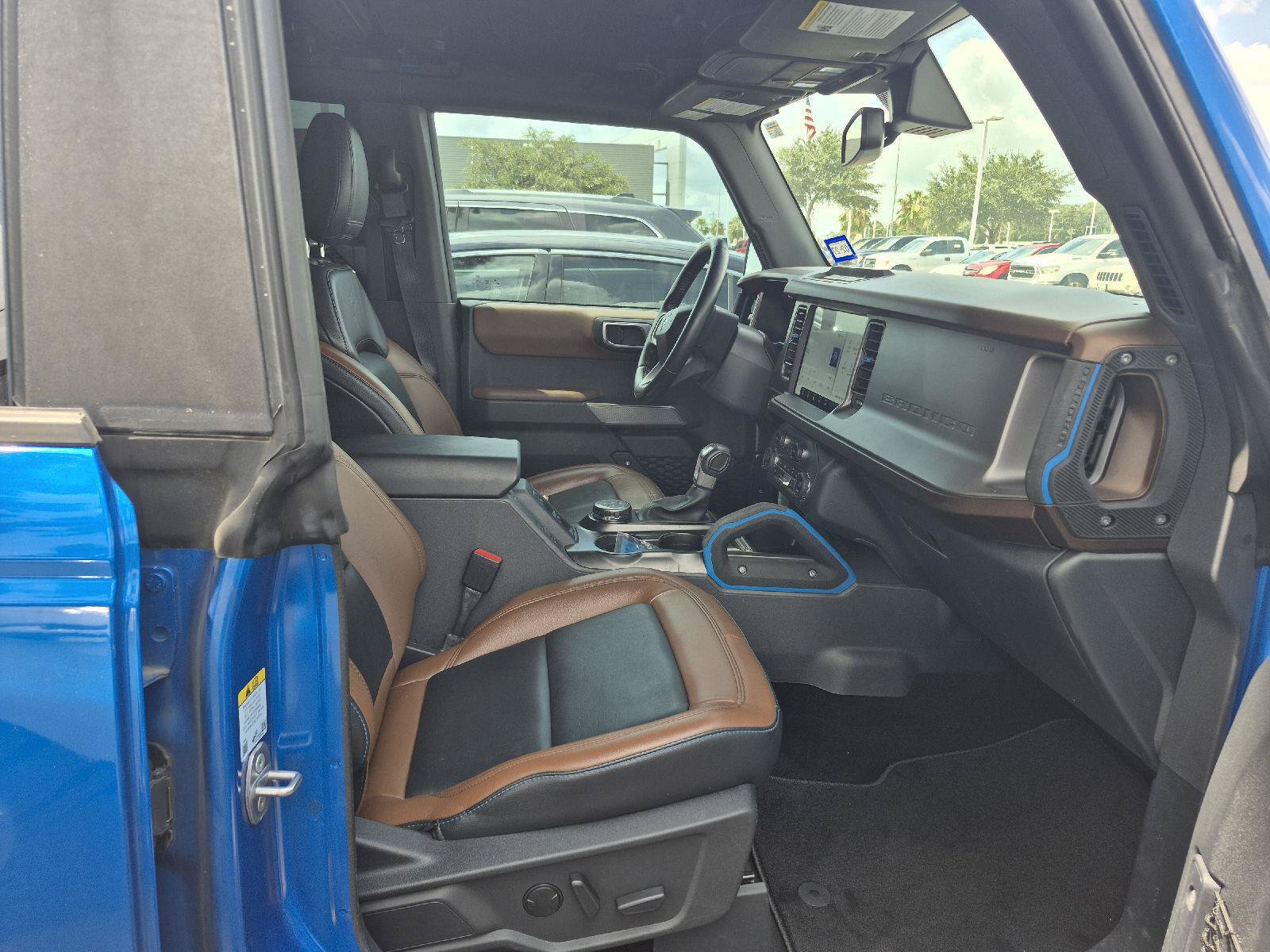Certified 2023 Ford Bronco Outer Banks AWD/4WD image 9