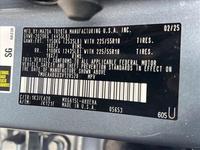 Certified 2025 Toyota Corolla Cross XLE image 23