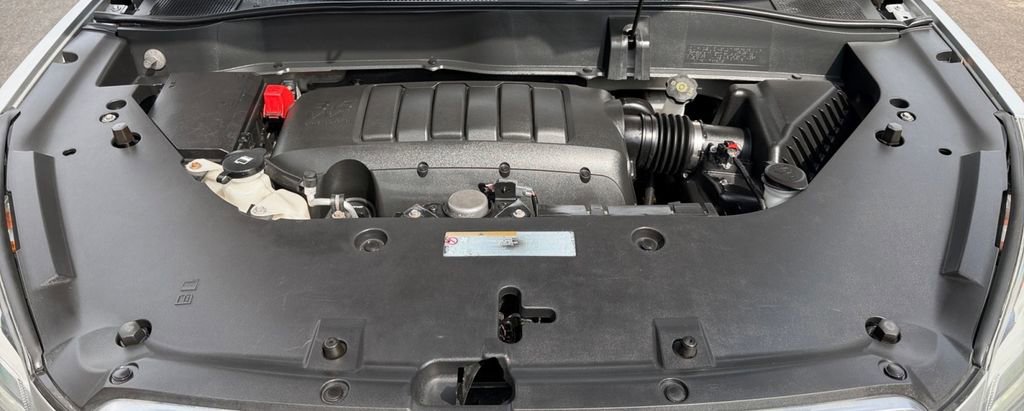Used 2016 GMC Acadia SLE image 26