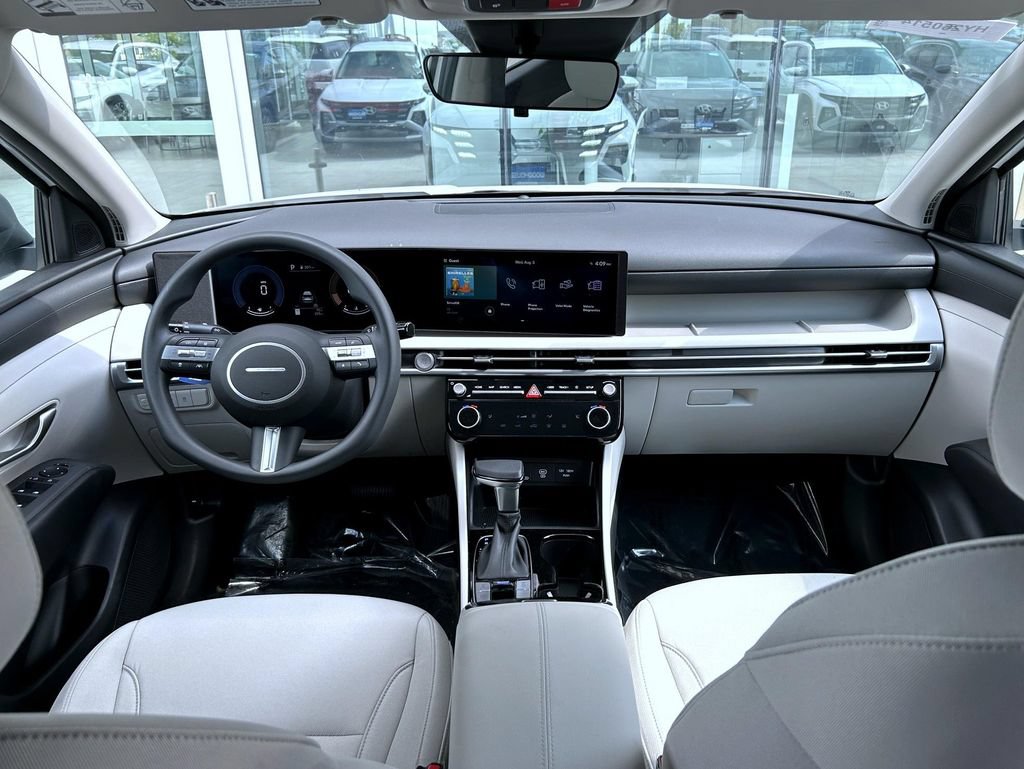 New 2026 Hyundai Tucson SEL AWD/4WD image 12