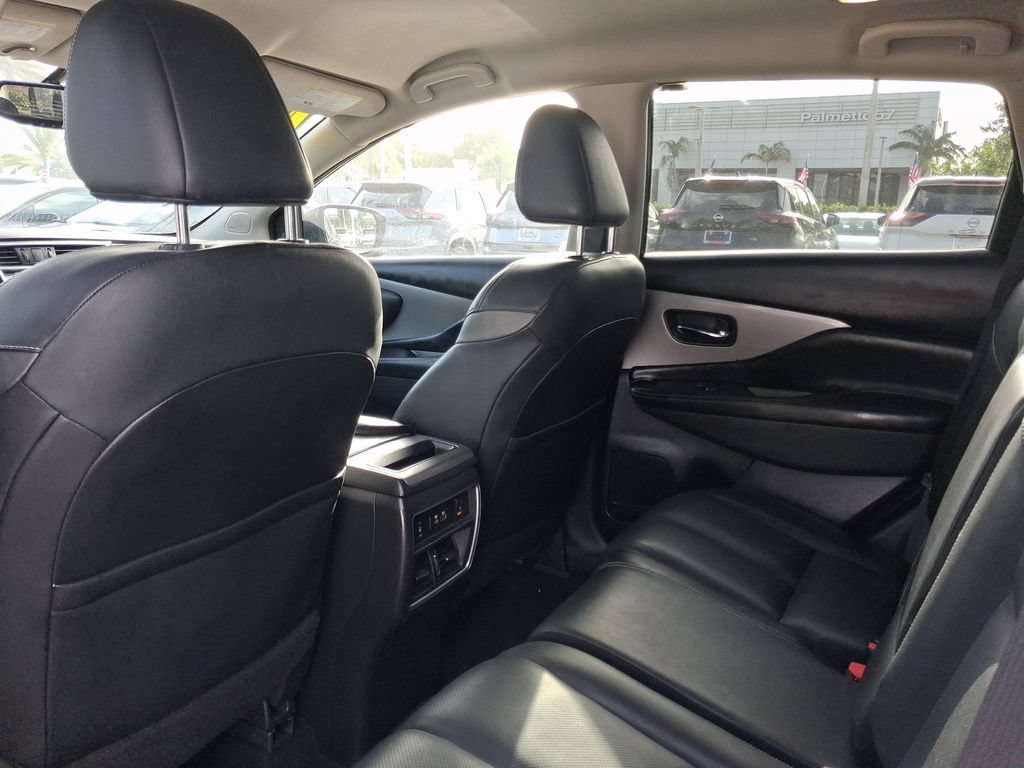 Used 2019 Nissan Murano SL FWD image 9