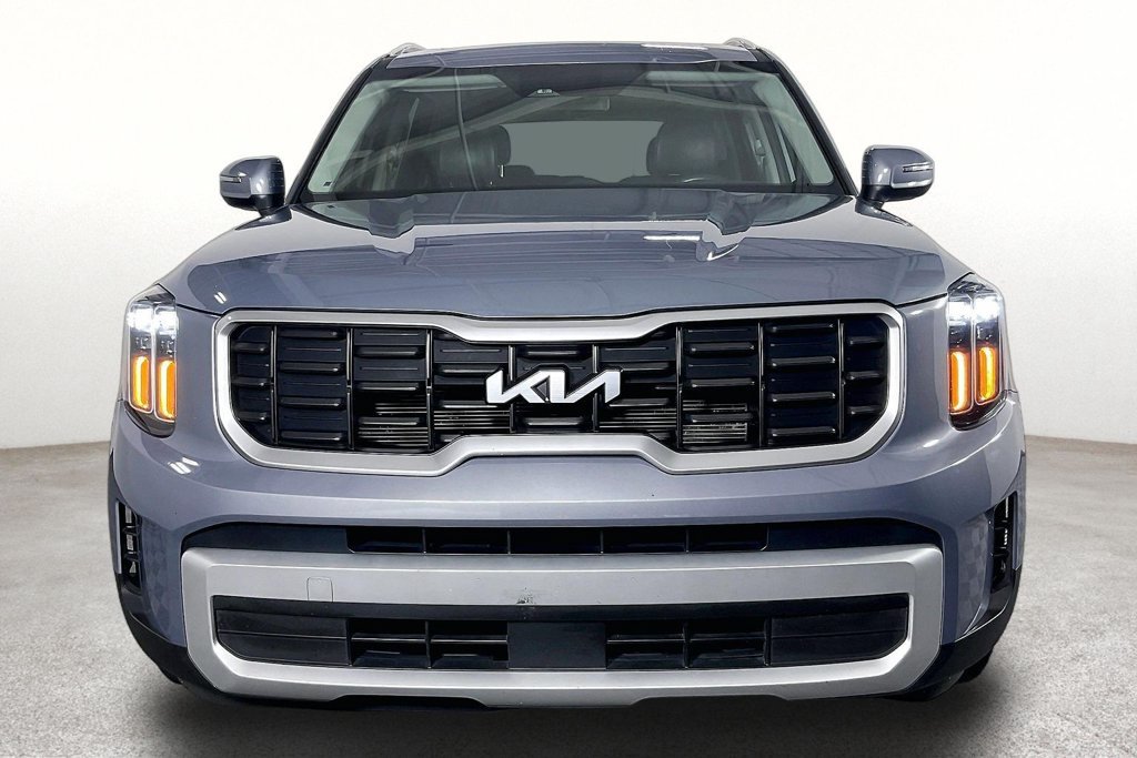 Used 2025 Kia Telluride S FWD image 4