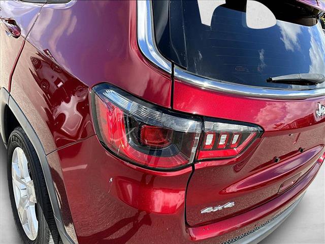 Used 2022 Jeep Compass Latitude image 29