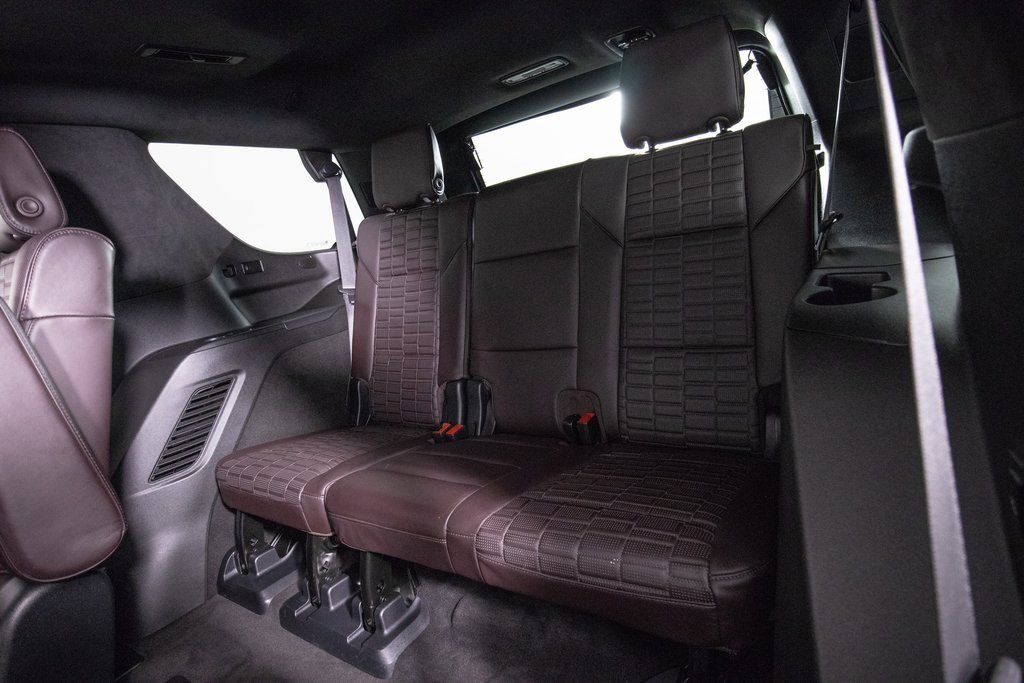 Used 2023 Cadillac Escalade V w/ LPO, ONYX Package image 17