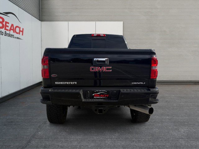 Used 2015 GMC Sierra 2500 Denali w/ Duramax Plus Package image 15