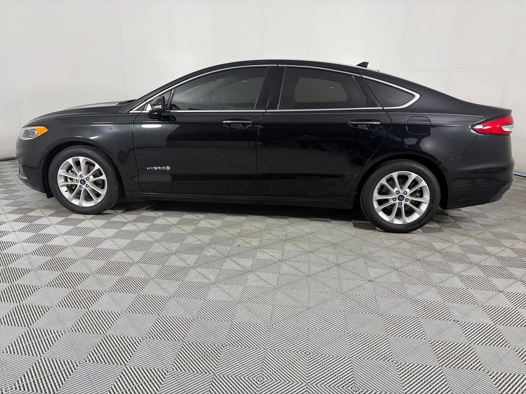 Certified 2019 Ford Fusion SEL FWD image 4
