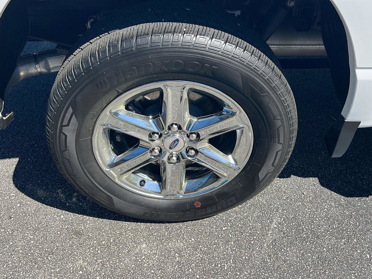 Used 2024 Ford F150 XLT w/ Equipment Group 302A MID image 39