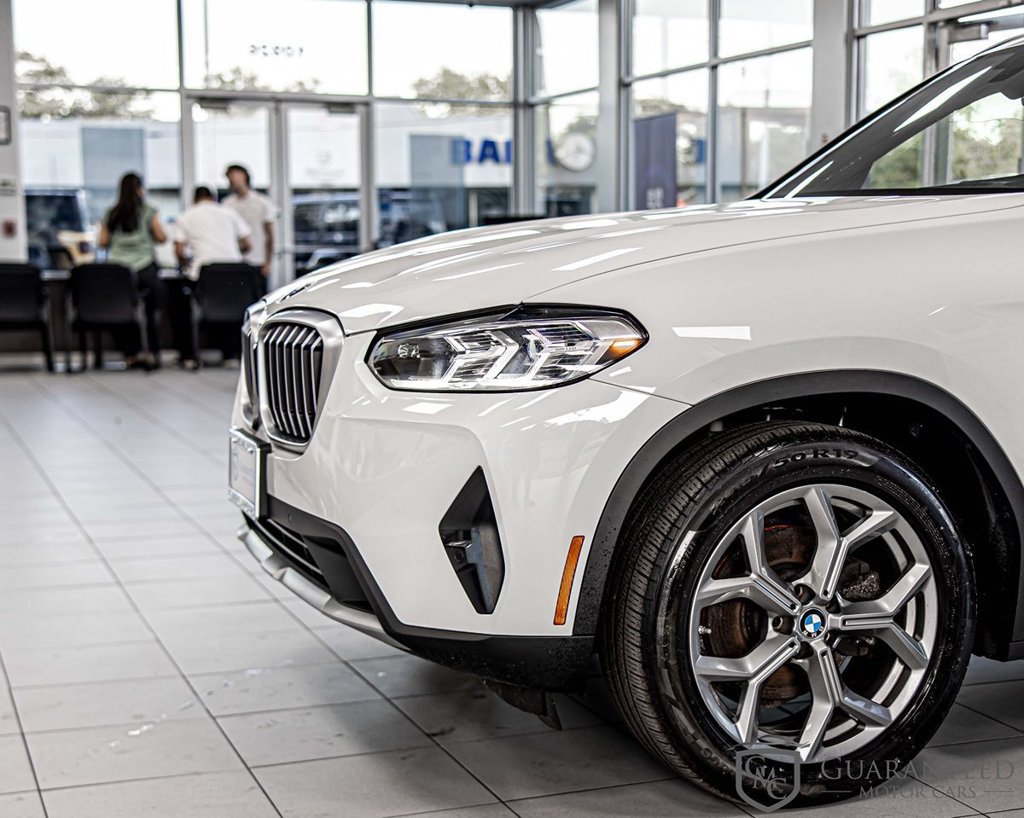 Used 2024 BMW X3 xDrive30i w/ Premium Package AWD/4WD image 5