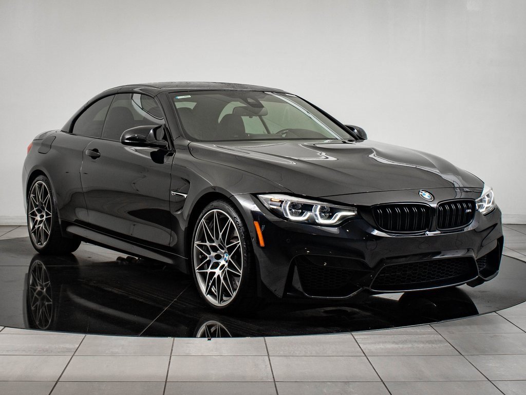 Used 2018 BMW M4 Convertible image 3