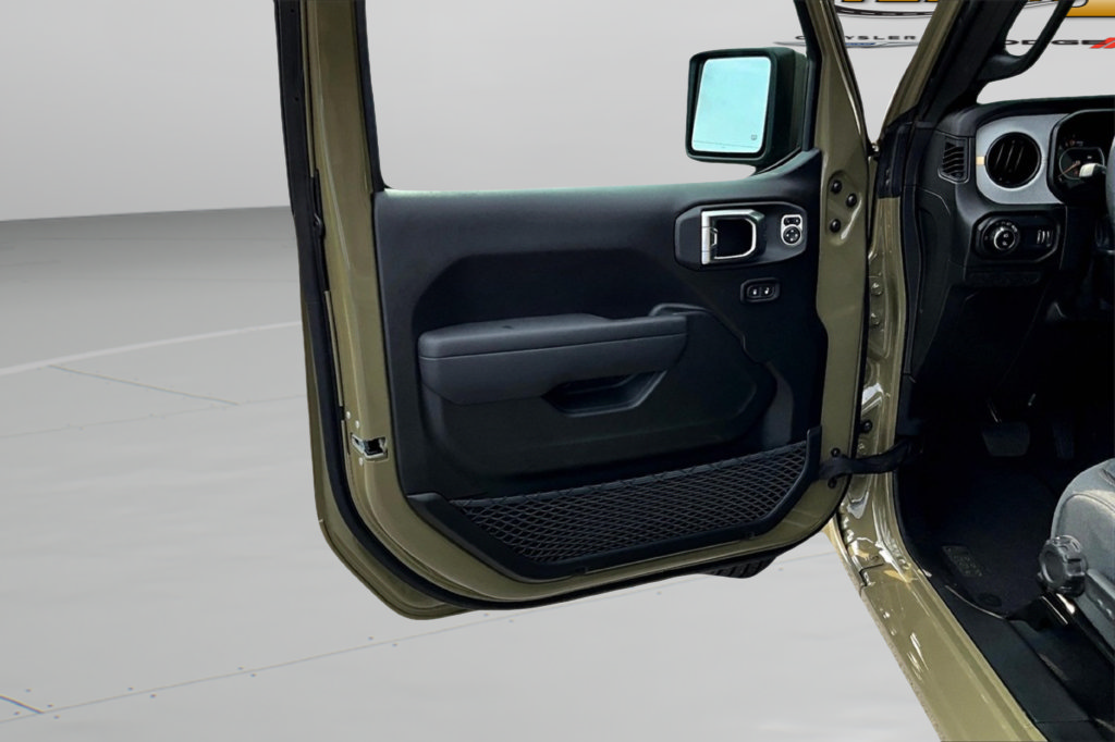 New 2025 Jeep Gladiator Sport AWD/4WD image 21