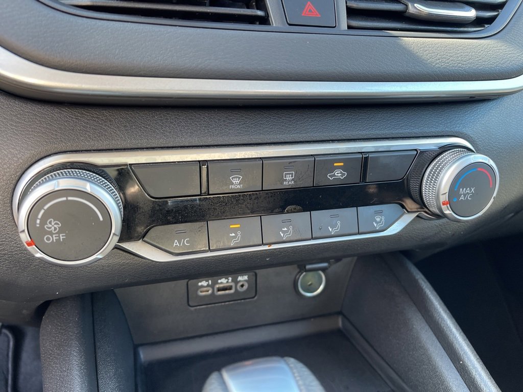 Used 2025 Nissan Altima 2.5 S image 12