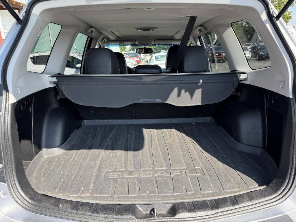 Used 2012 Subaru Forester 2.5X Limited AWD/4WD image 5