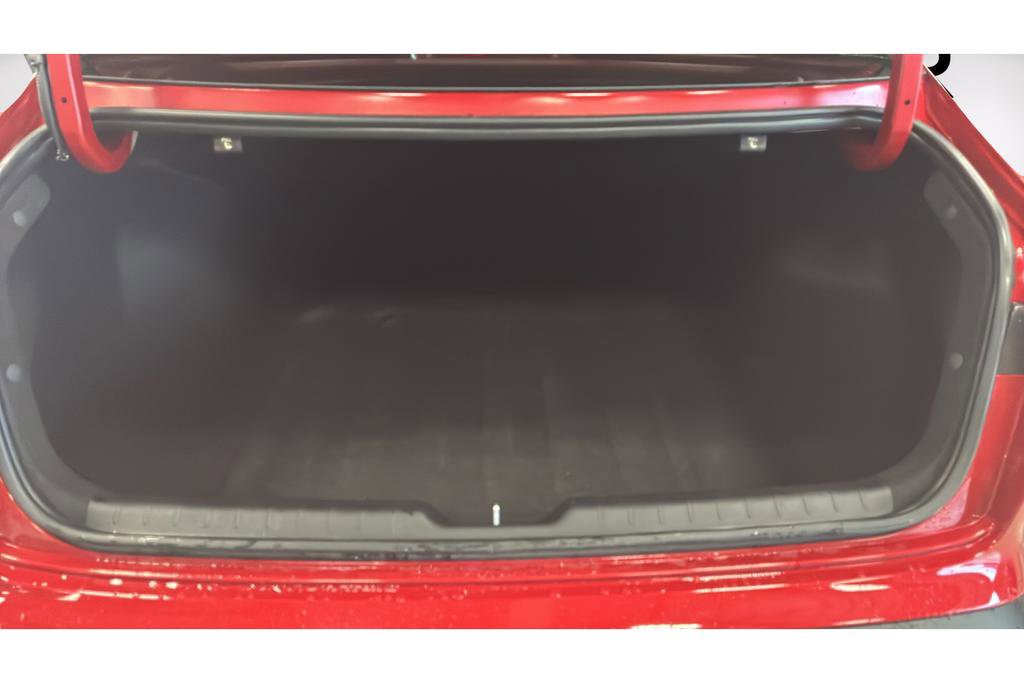 Certified 2025 Kia K4 image 9