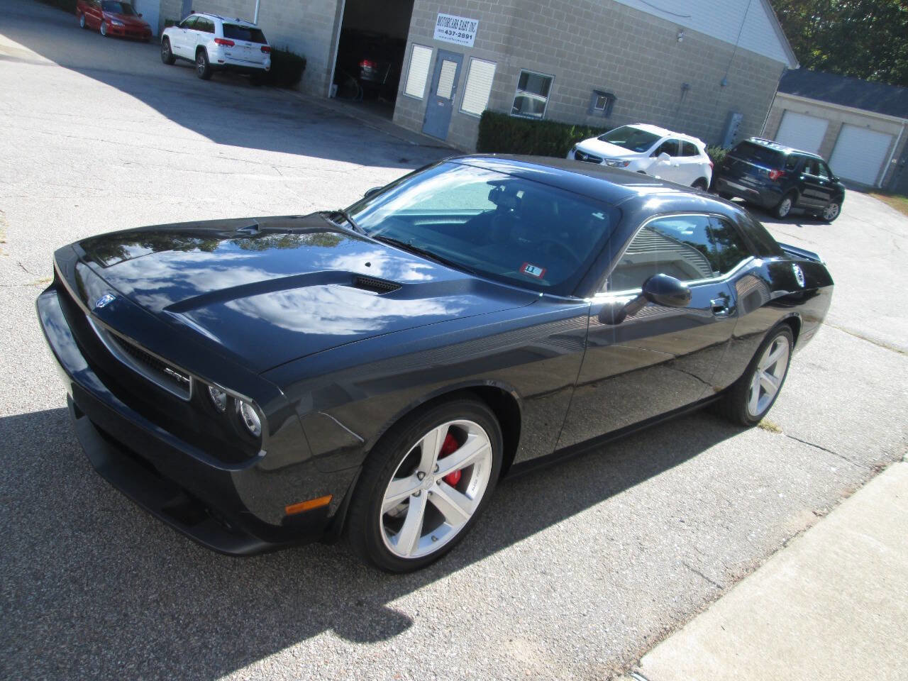 Used 2009 Dodge Challenger SRT8 w/ SRT Option Group II image 4