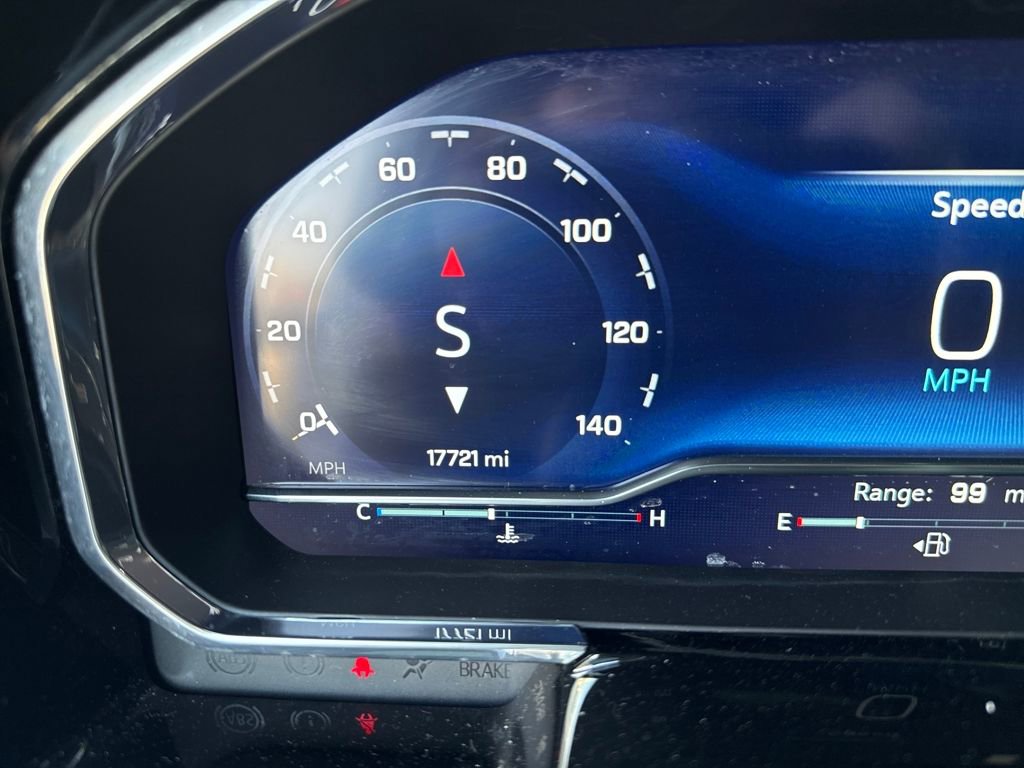 Used 2023 Chevrolet Silverado 1500 High Country w/ Technology Package image 20