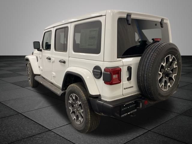 Used 2026 Jeep Wrangler Unlimited Sahara AWD/4WD image 4