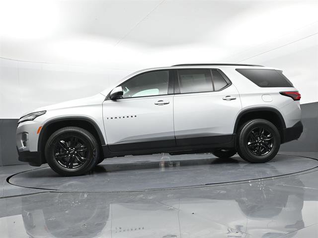 Used 2022 Chevrolet Traverse LT FWD image 35