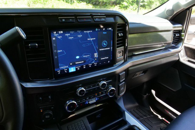 Used 2024 Ford F250 Lariat w/ Sport Appearance Package AWD/4WD image 11