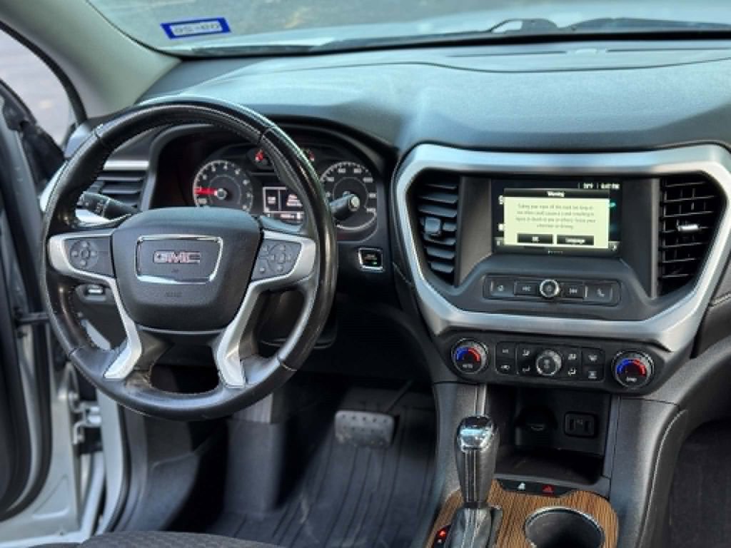 Used 2018 GMC Acadia SLE w/ LPO, Floor Liner Package FWD image 11