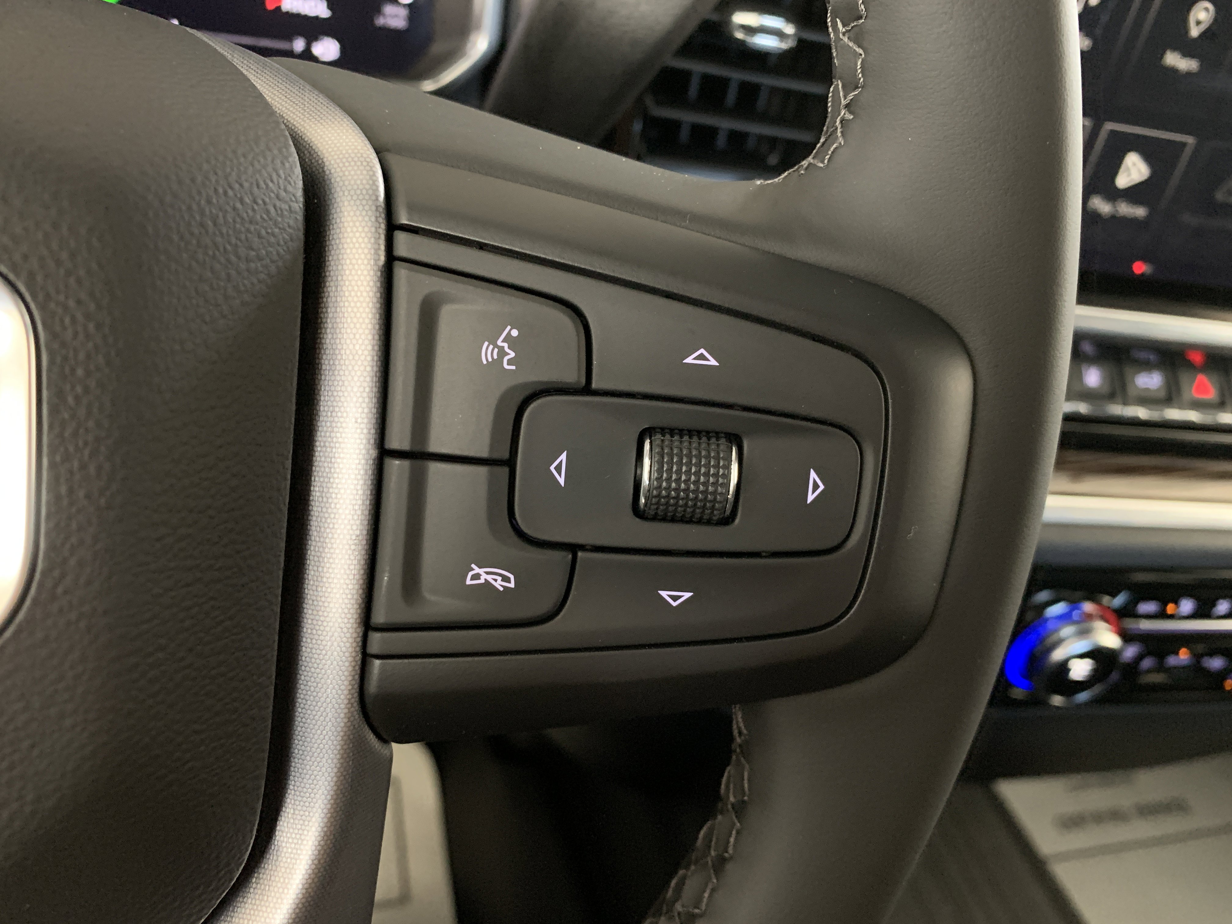 New 2026 GMC Sierra 2500 SLE image 23