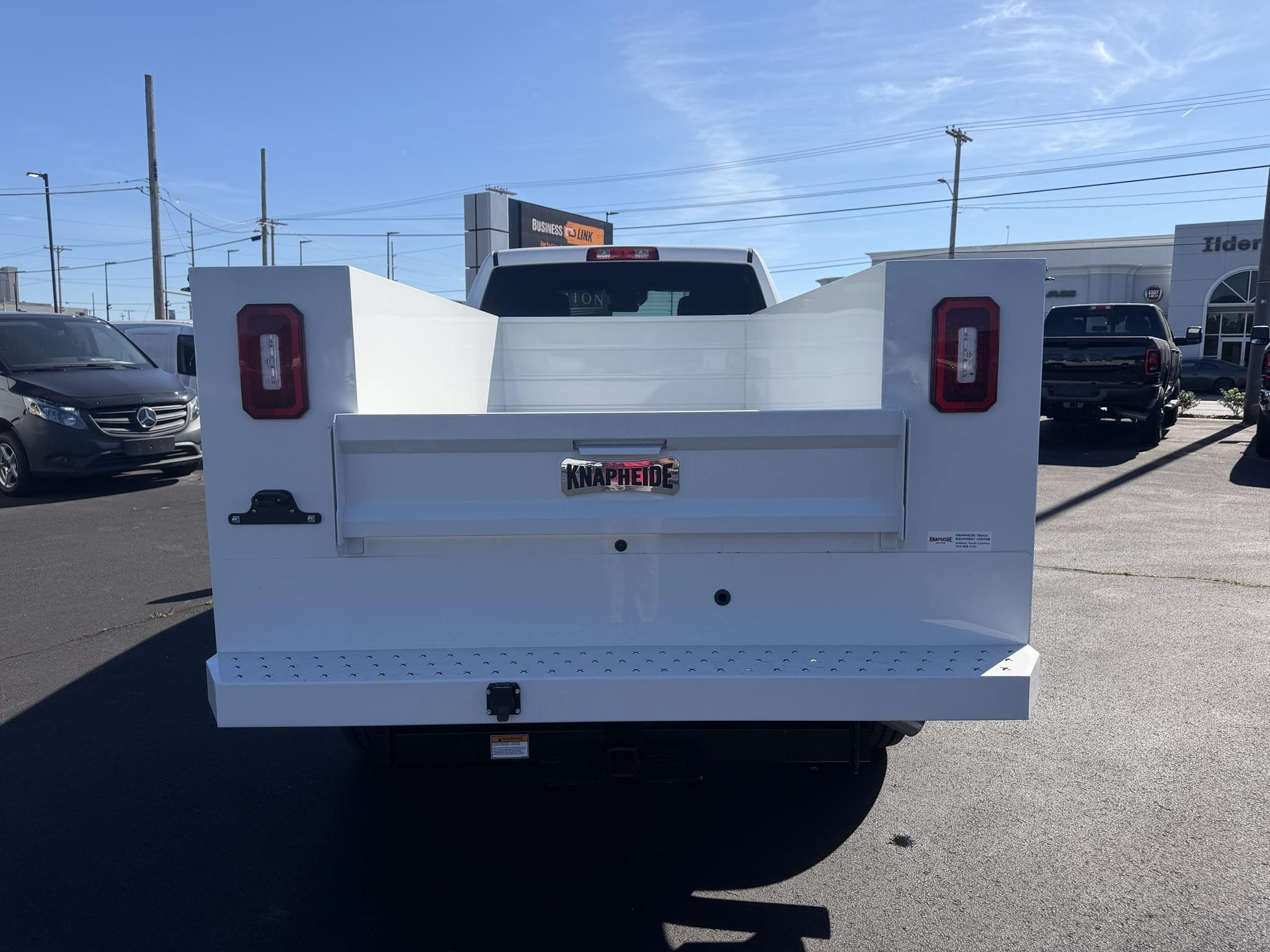 Used 2026 RAM 2500 Tradesman w/ Chrome Appearance Group AWD/4WD image 7