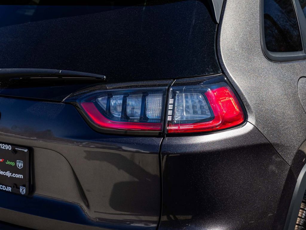 Used 2023 Jeep Cherokee Altitude Lux w/ Lux Elite Package image 39