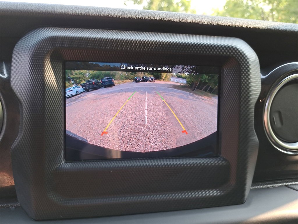 Used 2021 Jeep Wrangler Unlimited Sahara image 23