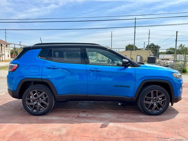 New 2026 Jeep Compass Limited AWD/4WD image 4
