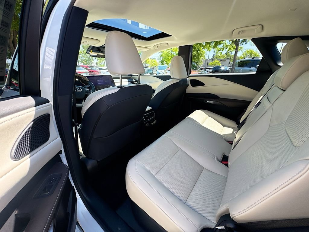 Used 2023 Lexus RX 350 Premium Plus w/ Cold Area Package image 34