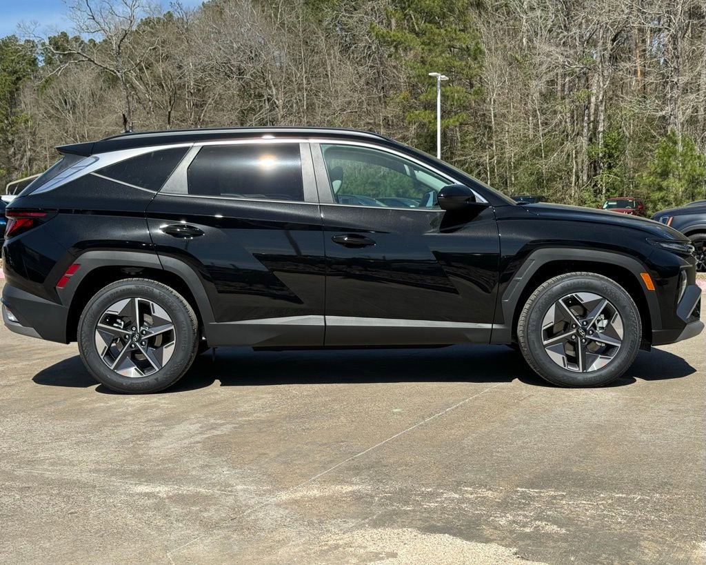 Certified 2025 Hyundai Tucson SEL image 10