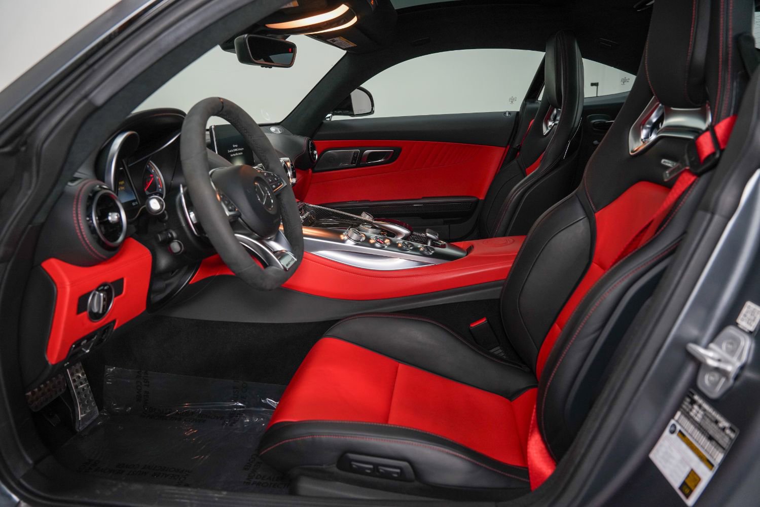 Used 2017 Mercedes-Benz AMG GT Coupe image 37
