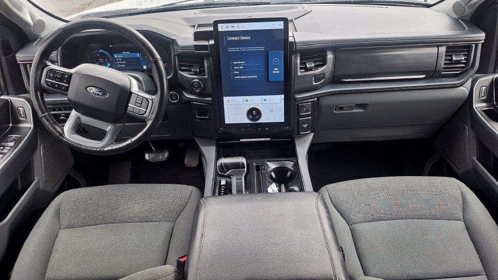 Used 2024 Ford F150 Lightning Flash AWD/4WD image 5