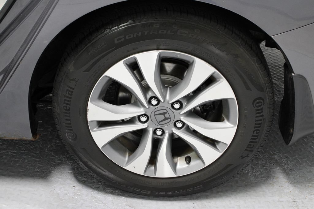 Used 2013 Honda Accord LX image 19