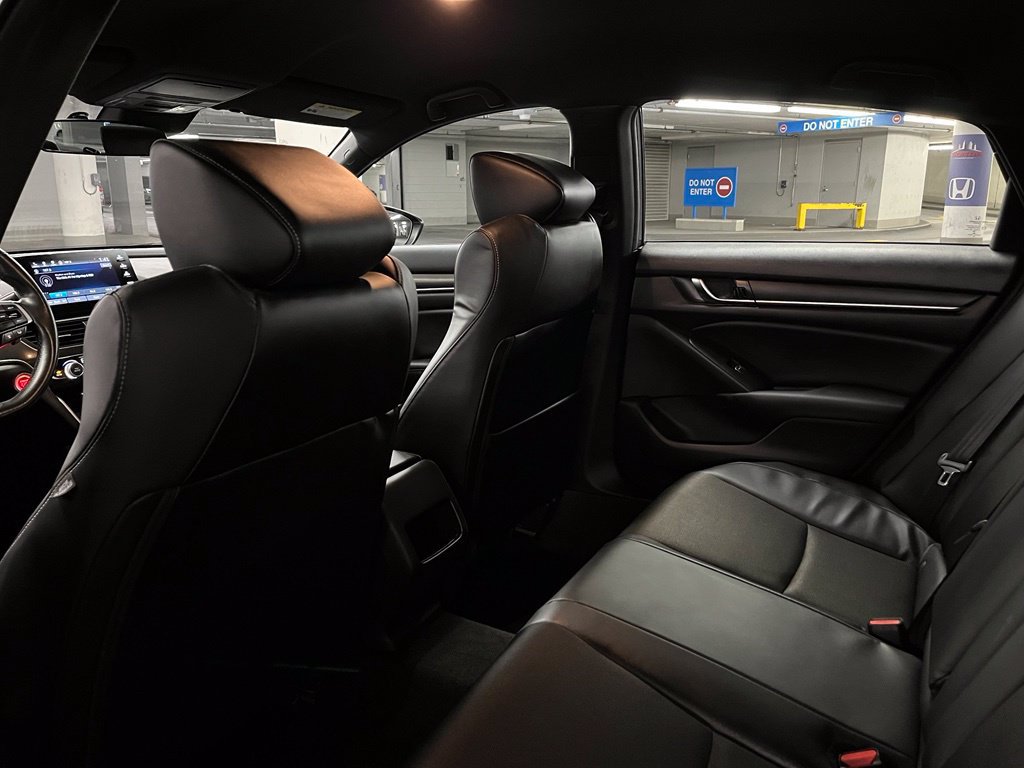Used 2018 Honda Accord Sport image 20