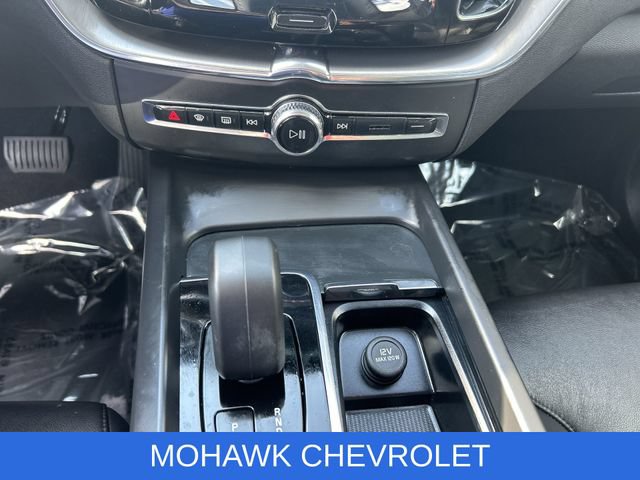 Used 2023 Volvo XC60 B5 Core w/ Climate Package AWD/4WD image 18