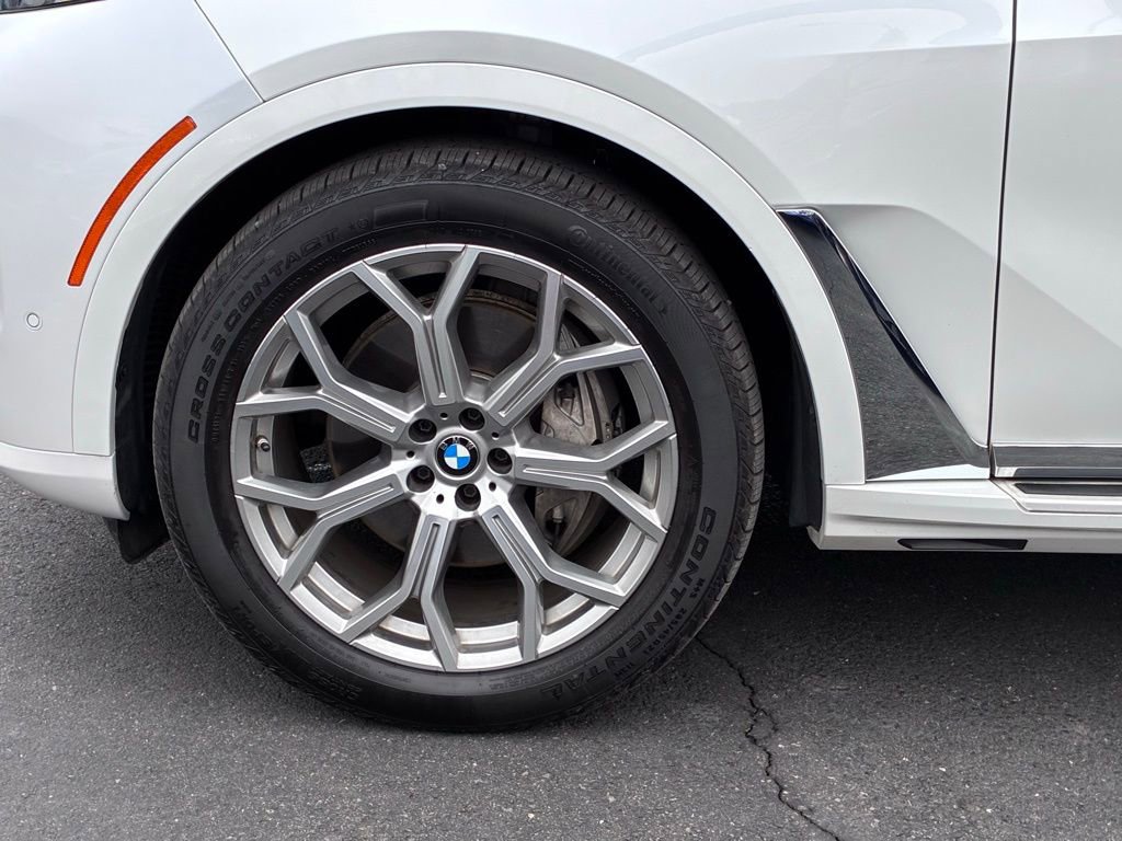 Used 2024 BMW X7 xDrive40i w/ Premium Package AWD/4WD image 69