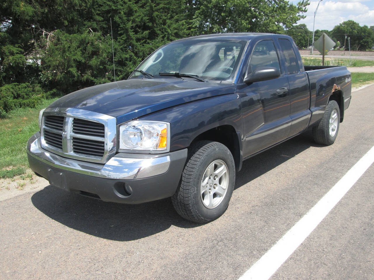 Used 2005 Dodge Dakota SLT AWD/4WD image 10