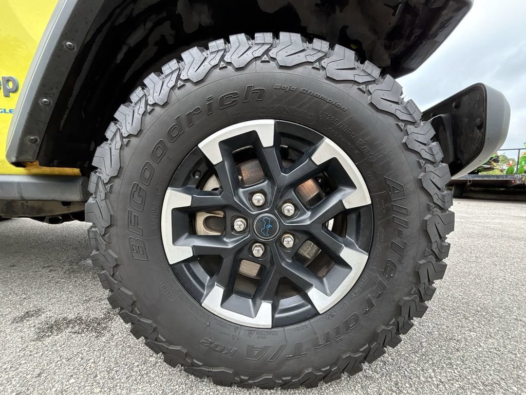 Used 2024 Jeep Wrangler Unlimited Rubicon 4xe AWD/4WD image 19