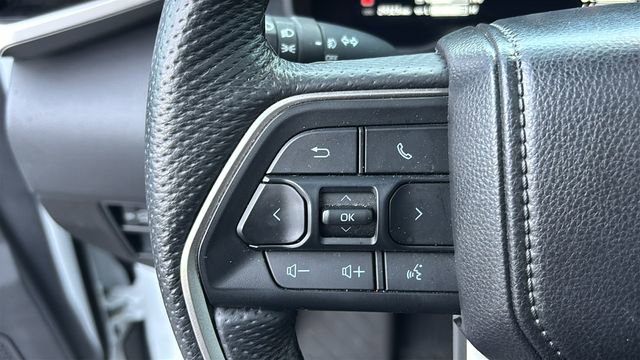 Used 2025 Toyota Sequoia Limited w/ Tow Technology Package image 19