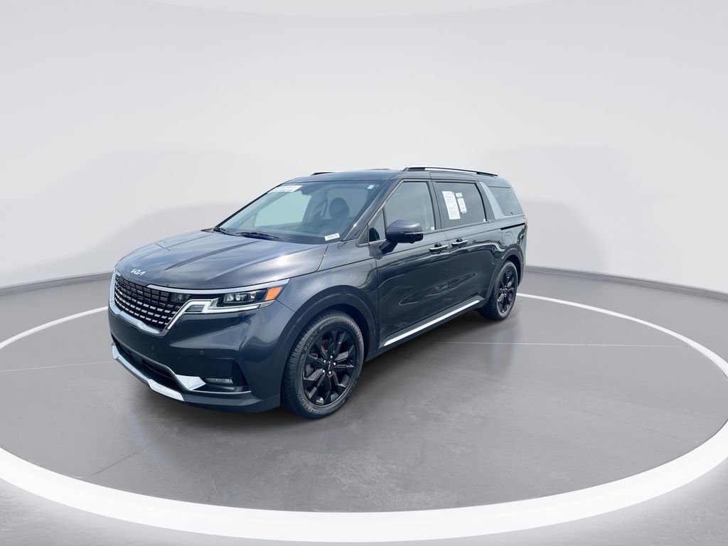 Used 2023 Kia Carnival SX Prestige FWD image 2