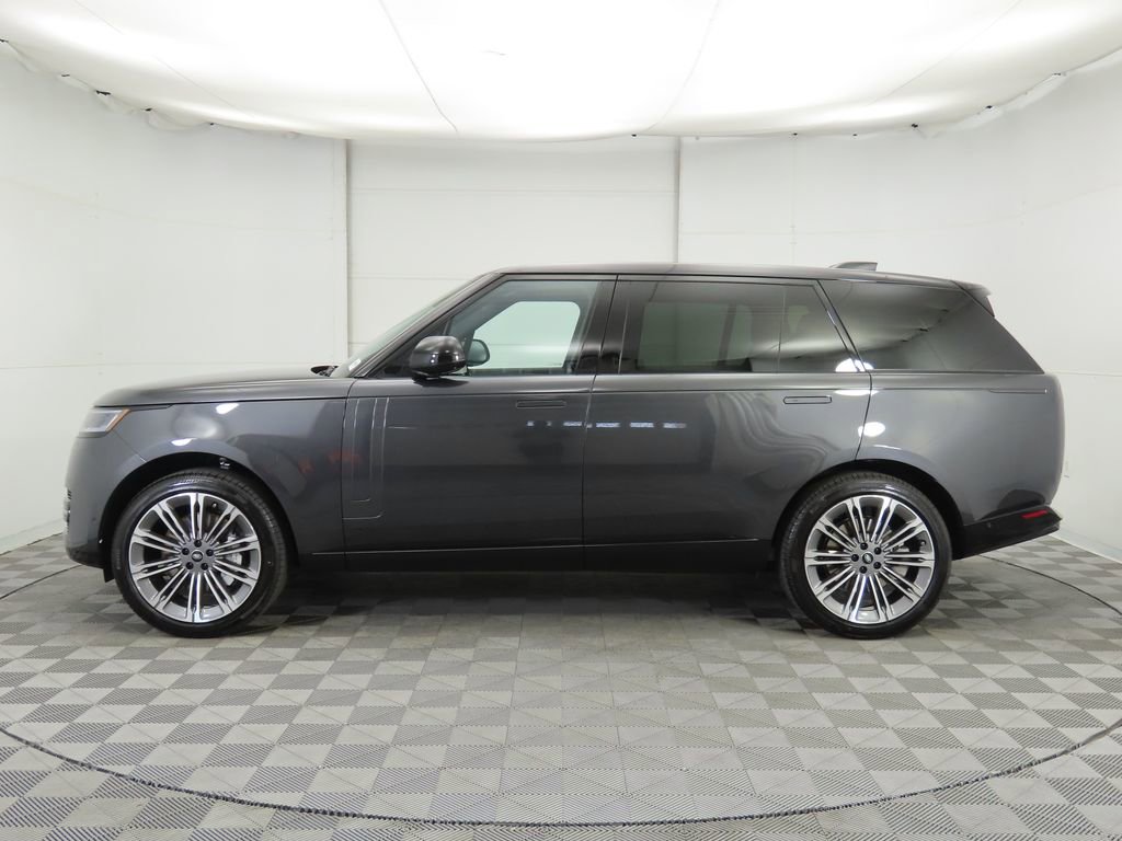New 2025 Land Rover Range Rover Long Wheelbase SE image 8
