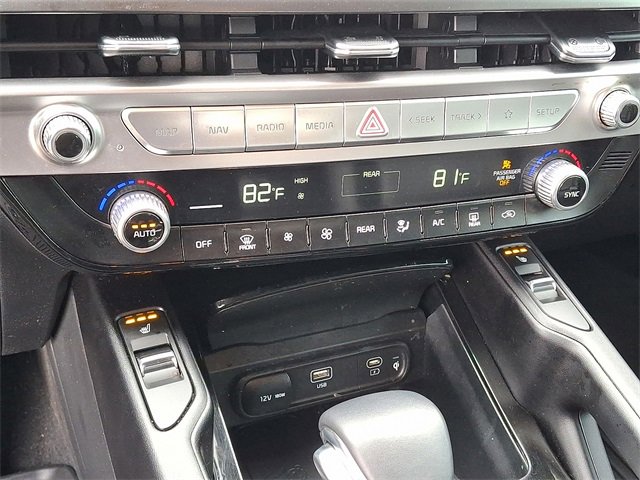 Used 2024 Kia Telluride S image 13