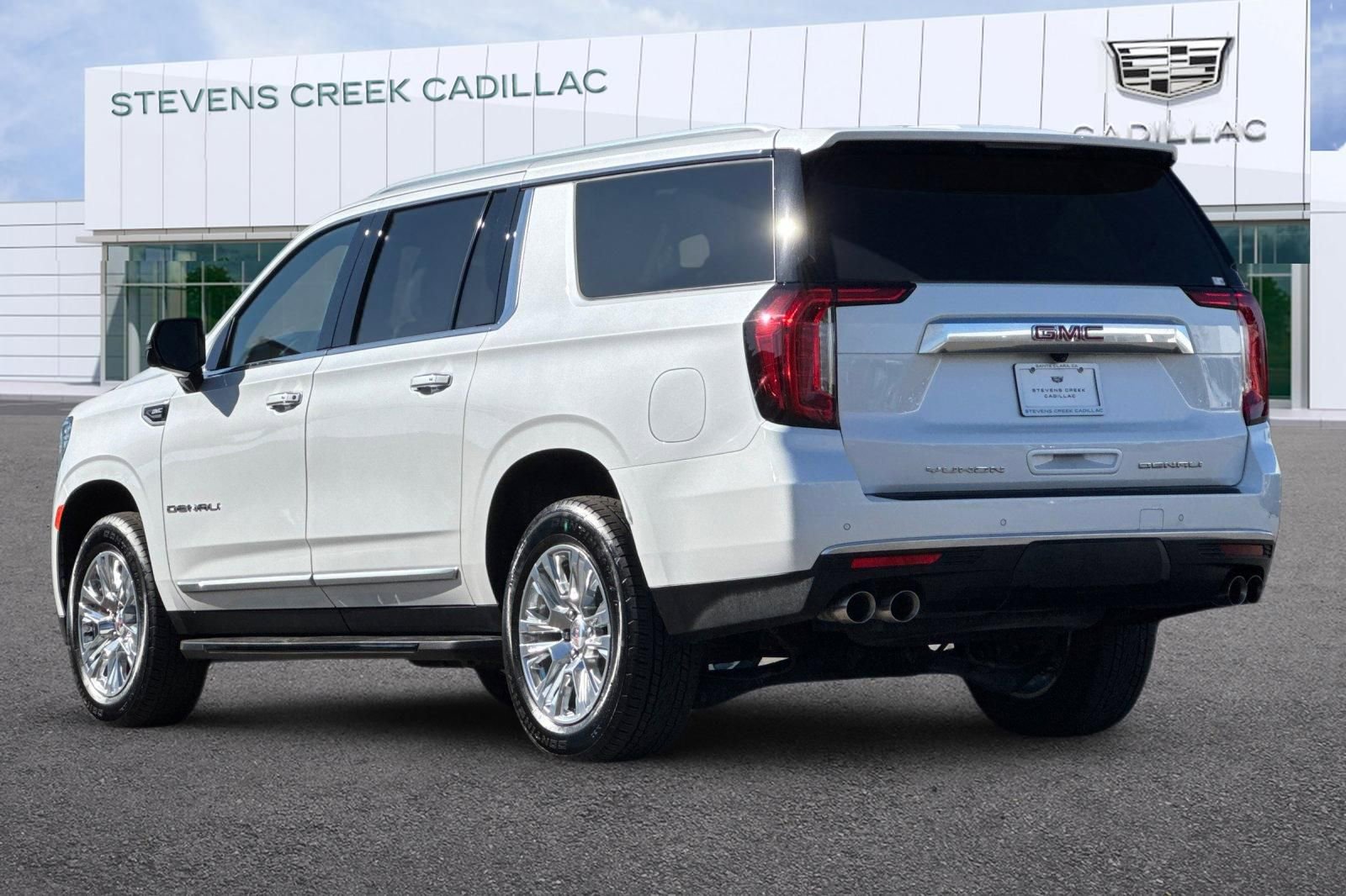 Used 2024 GMC Yukon XL Denali w/ LPO, Floor Liner Package image 5