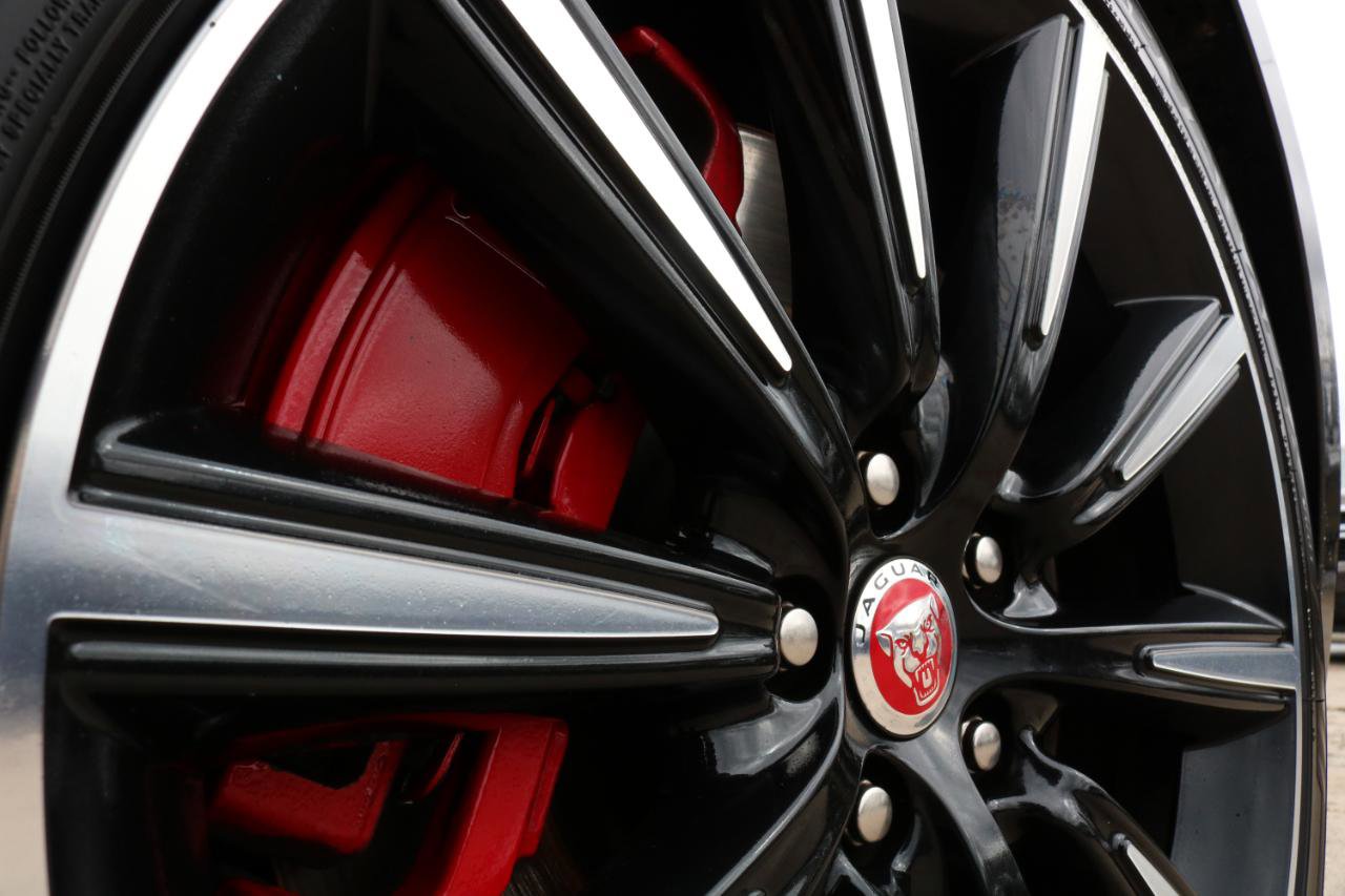 Used 2016 Jaguar F-TYPE S image 64