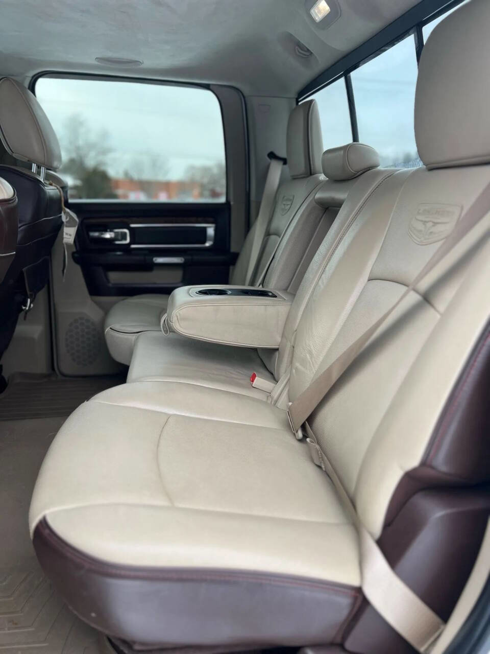 Used 2018 RAM 2500 Longhorn w/ Longhorn Southfork Package image 17