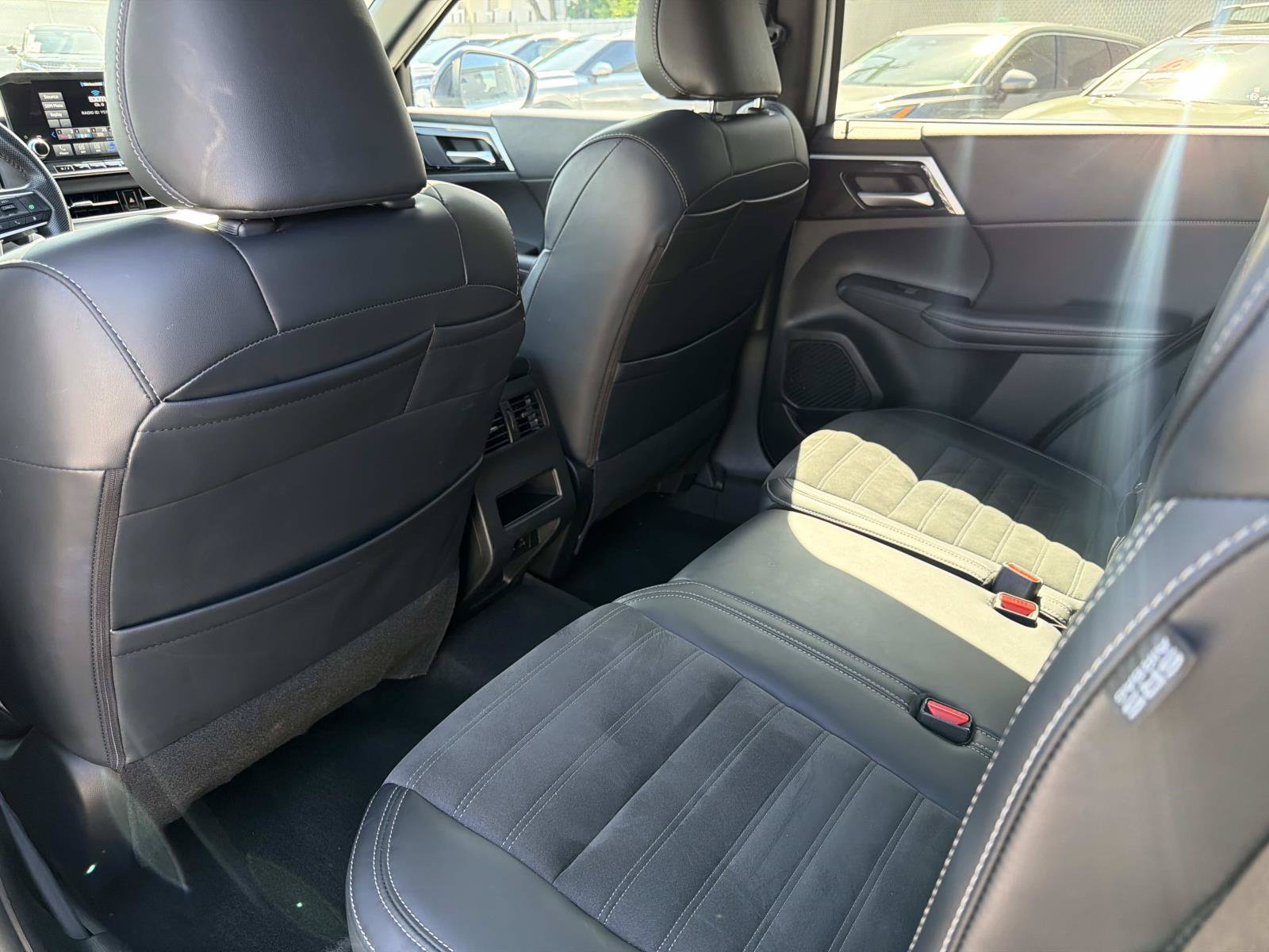 Used 2024 Mitsubishi Outlander Ralliart AWD/4WD image 11