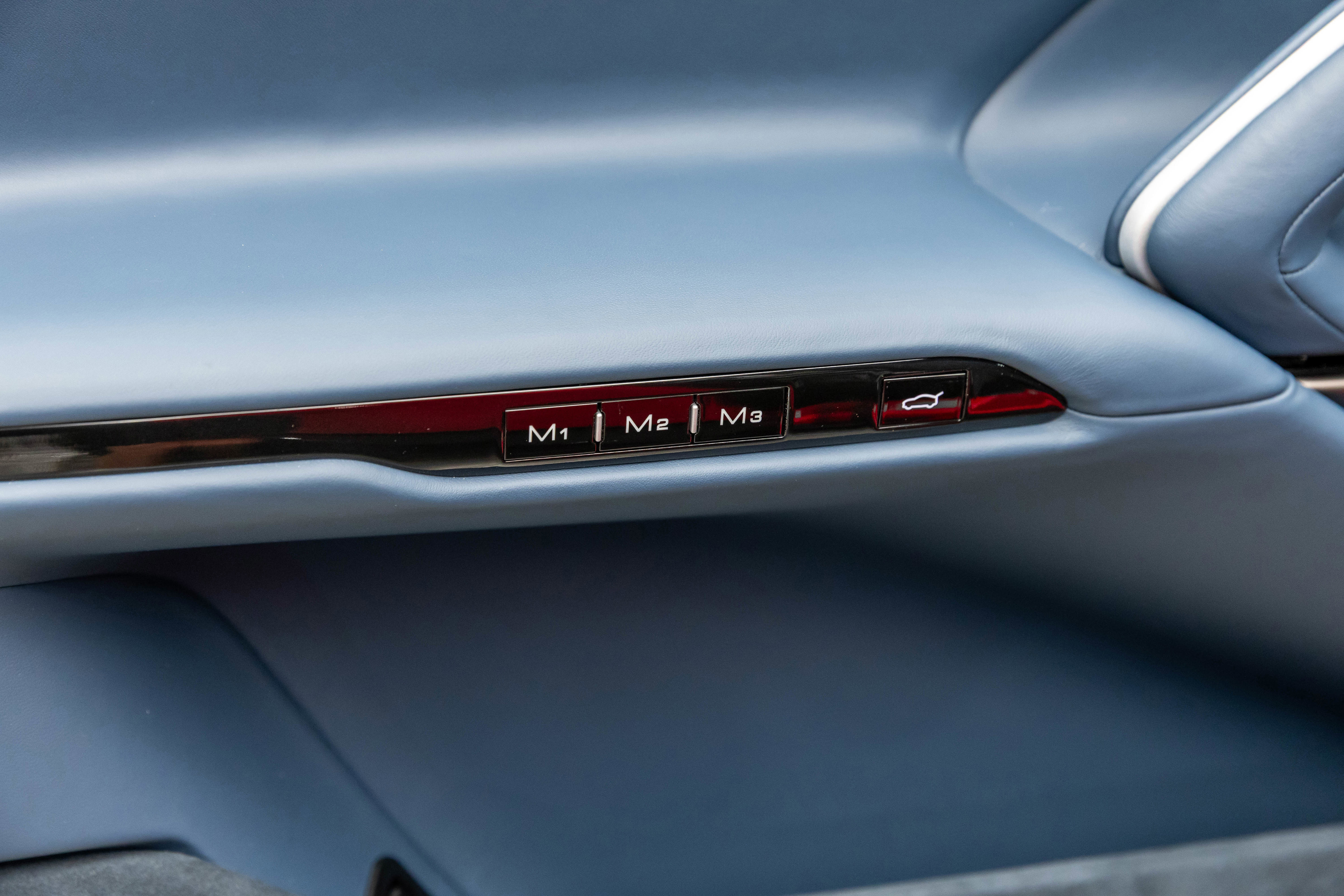 Used 2026 Ferrari Purosangue AWD/4WD image 14