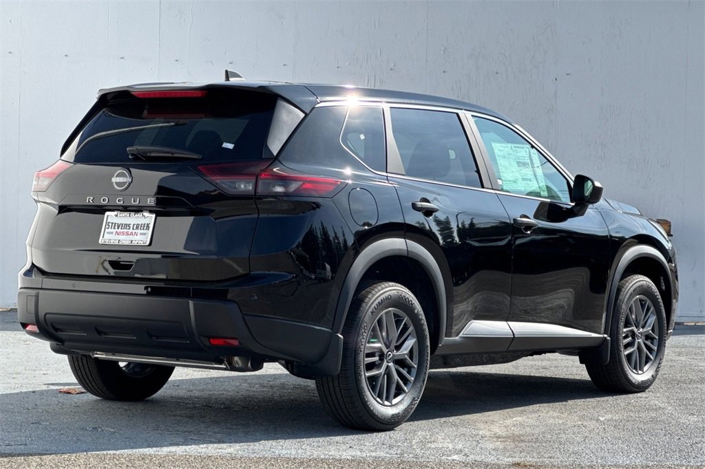 New 2026 Nissan Rogue S image 5