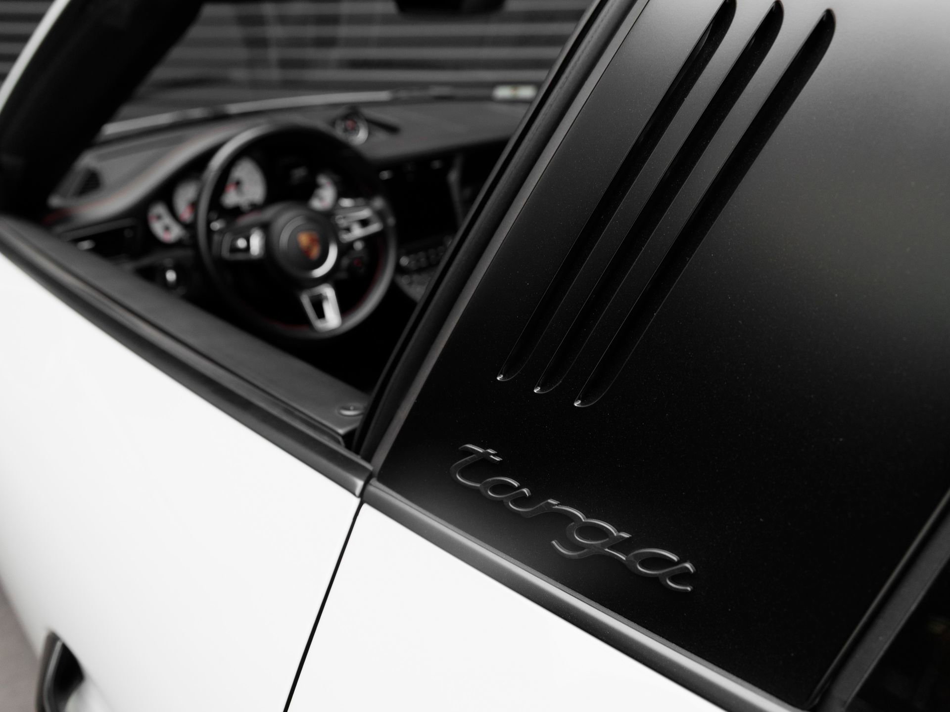 Certified 2019 Porsche 911 Targa 4 GTS AWD/4WD image 15