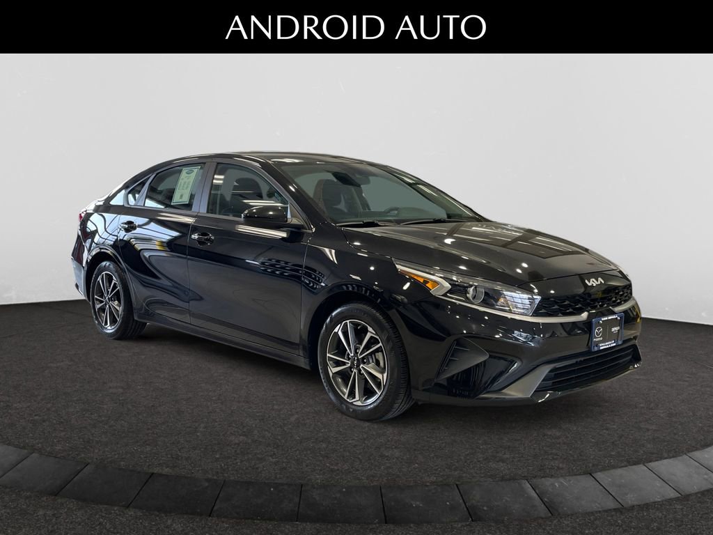 Used 2023 Kia Forte LXS image 6